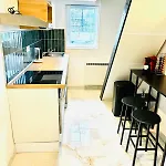 Apartment Le Confidentiel -love Room, Marbres, Jeux, Jacuzzi Achenheim