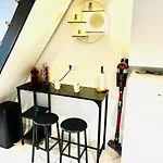 Le Confidentiel -love Room, Marbres, Jeux, Jacuzzi Apartment *