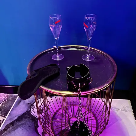 아파트 Le Confidentiel -love Room, Marbres, Jeux, Jacuzzi