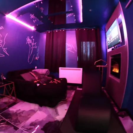 Appartamento Le Confidentiel -love Room, Marbres, Jeux, Jacuzzi Achenheim