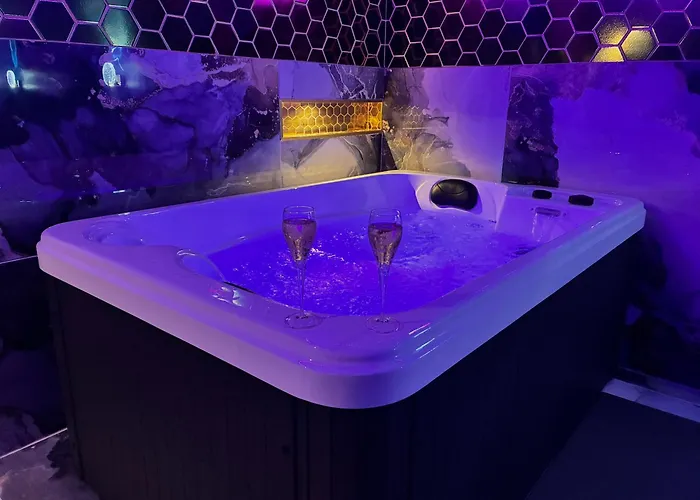 Le Confidentiel -love Room, Marbres, Jeux, Jacuzzi * Achenheim