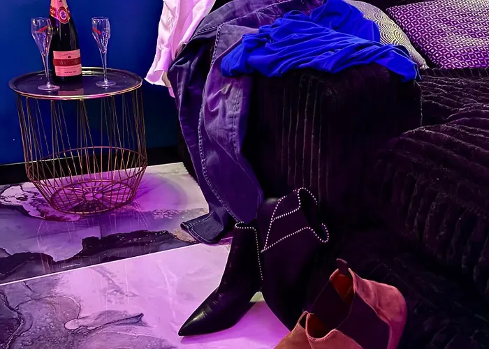 Le Confidentiel -love Room, Marbres, Jeux, Jacuzzi Achenheim